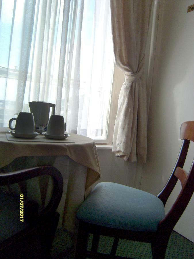 St Martins Guest House Dover Ngoại thất bức ảnh